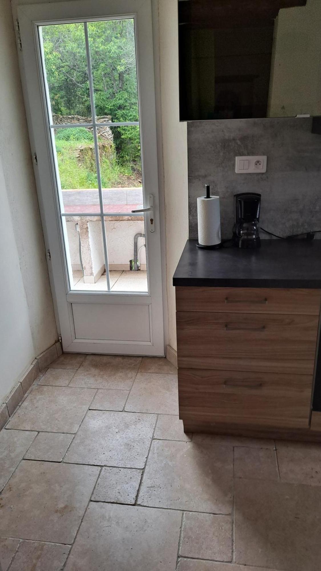 Pour Couple Apartment